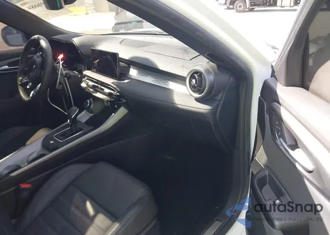 2024 Alfa Romeo Tonale Veloce z USA, uszkodzony, nr VIN ZASPATDW7R3051085